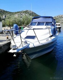Bayliner Ciera 3055 / kotviště