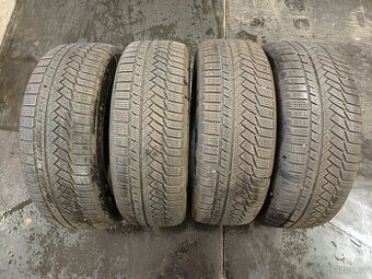 Zimní pneu Continental 235/55/18 104V Extra Load