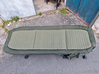 Rybářské lehátko Strategy 210x73, 150kg téměř nepoužité