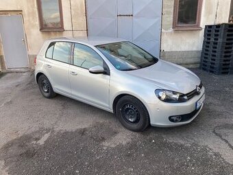 Volkswagen Golf 1.6 TDi