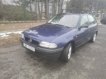 Opel Astra F Classic 1.6 benzín