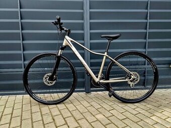 (70)Crossové/Trekingové kolo Trek - Zánovní