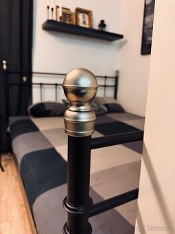 Postel 180x200 IKEA SVELVIK včetně roštu