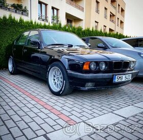 BMW E34 540i V8