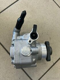 Servo čerpadlo pumpa Vw T5 2.0 Tdi 7E0422154E - 1