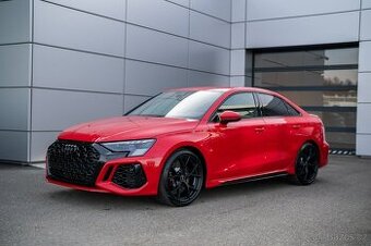 AUDI RS3 2/24 - nové záruka a servis 5let/150000km