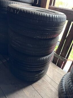 Letní sada pneu 215/50 R18 - Michelin