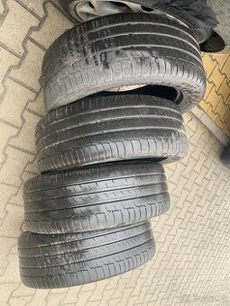 Letní pneu 235/55/R18 Continental