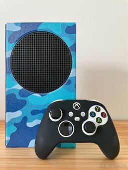 Použitá herní konzole Xbox Series S Robot White