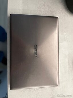 Asus