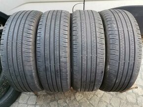 225/60/18 letni pneu DUNLOP 225/60 R18