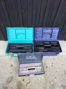 Plastovy box na naradi - 1