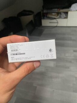 Apple Airpods4