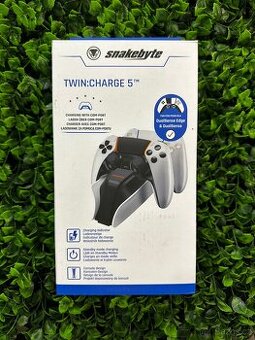 Snakebyte nabíjecí stanice - 1