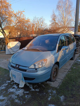 Peugeot 807 2.2 Hdi 94 kW
