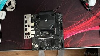 MSI PRO H610M-E DDR4 + i3-13100F (4C/8T)
