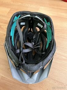 Bell cyklistická helma (Large 58-62cm)