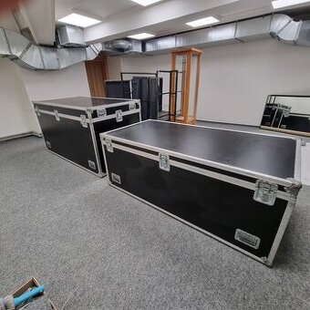 2x VELKÝ FLIGHT CASE