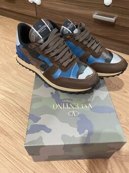 Valentino Garavani Sneakers 42