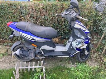 Piaggio NRG power DT