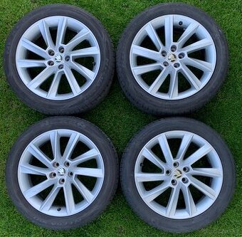 Alu kola Škoda 5x100, R17, letní, ET40, stratos