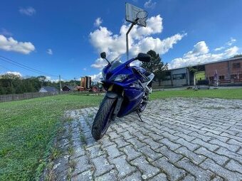 Yamaha yzf 125r 2017