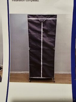 Textilní šatní skříň