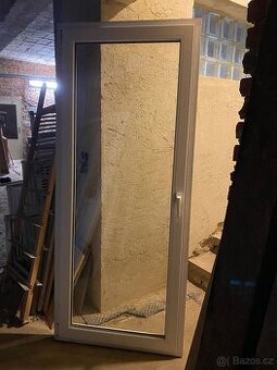 Balkonové dveře levé