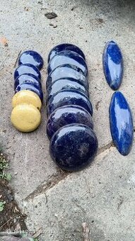 Stará glazovaná dekorace fasády