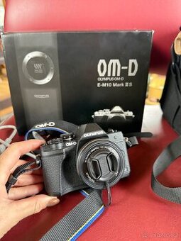 Fotoaparát Olympus OM-D E-M10 Mark III S objektiv M ZUIKO DI