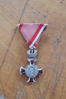 Stříbrný záslužný kříž FJI (č.1),Rakousko Uhersko