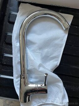 Nové kuchyňské vodovodní baterie ke dřezu