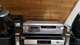 Yamaha KX-493 tape deck Titan