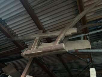 Prodám starou dřevěnou zemědělskou techniku