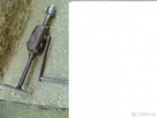 Ruční retro vrtačka