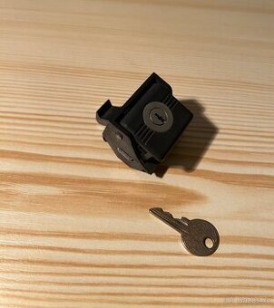 Zámek schránky Škoda Favorit Forman s klíčem