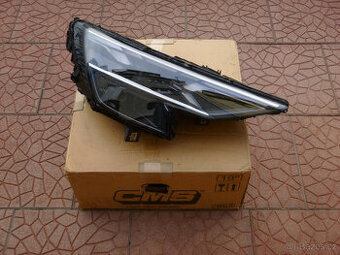 Audi Q8 lift laser originál přední pravé světlo 4M8941086