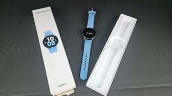 Samsung Galaxy Watch 5 modré 44mm - 1