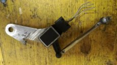 BMW E60/E61 snímač zatížení přední nápravy