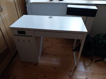 Ikea MICKE Psací stůl, bílá, 105x50 cm