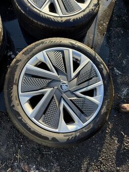 Alu kola Škoda Superb IV 18" Bosona 235/45/18 7mm