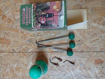 Stojánek pro stromek