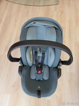 Autosedačka Thule Maple