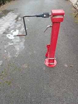 Opěrná noha od postřikovače Horsch