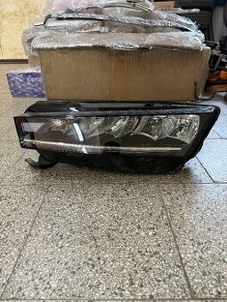 Prodám světlomet Škoda Octavia IV