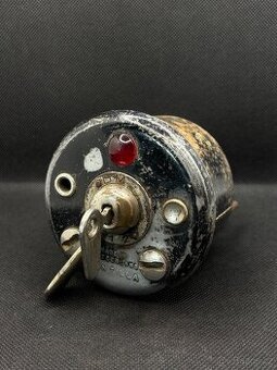 Spínací skřínka Scintilla