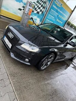 Audi A4 B8 3.0Tdi manuál Quattro