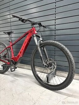 Zánovní Elektrokolo 29" trek Marlin 6 19" rám