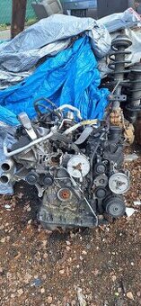 AUDI Q7 motor 3,0 tdi 180kw špatné tlaky