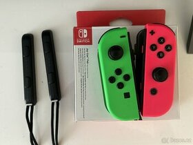 Nintendo Switch JoyCons (pink & green)
